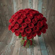 Букет 55 Красных роз Фридом #REPLACE_PRED# Акбулаке