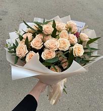Букет Кремовые розы Латте в Акбулаке