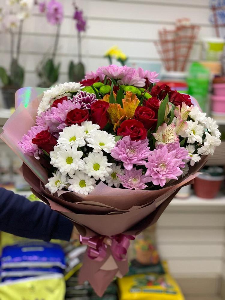 Букет цветов из: Розы, Хризантемы и Альстромерии в Акбулаке
